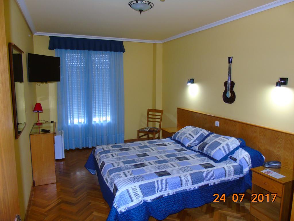 Hotel San Juan Revilla De Camargo Δωμάτιο φωτογραφία