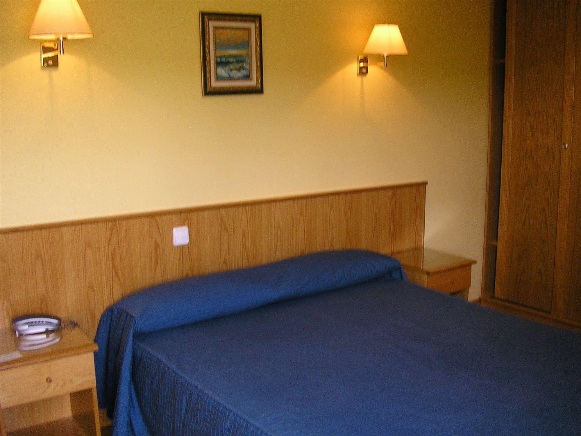 Hotel San Juan Revilla De Camargo Εξωτερικό φωτογραφία
